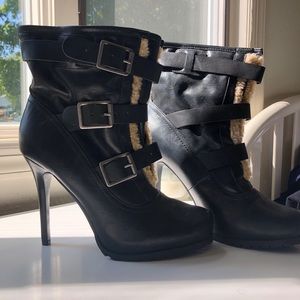 Vera Wang | Heeled Boots